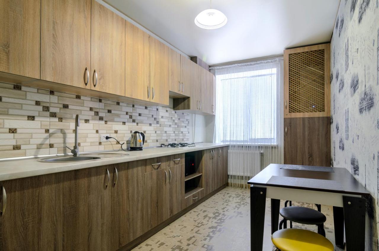 Flat in the city center Sumy Luaran gambar